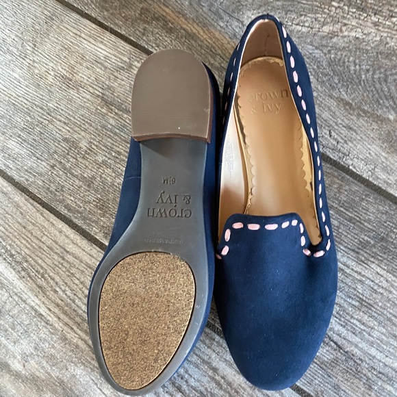 ✨Host Pick✨Crown & Ivy Flats - Picture 3 of 6